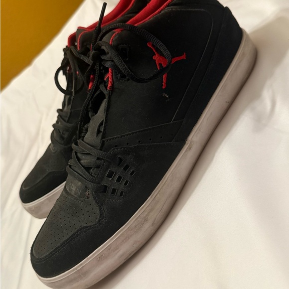 Nike Air Jordan Flight 23 classic Black and Red Size 13 - Picture 2 of 7